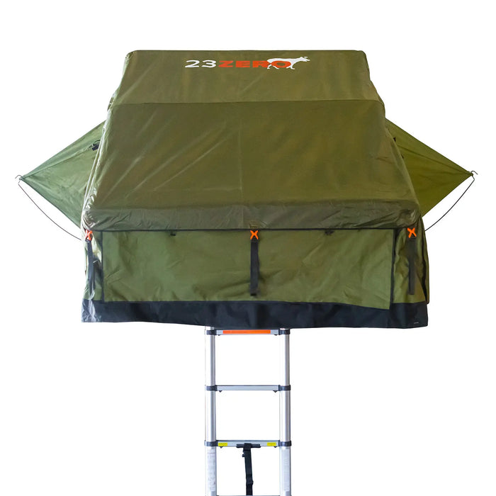 Walkabout 62 2.0 now with Heater/Cooler Port and Queen Size Bed
